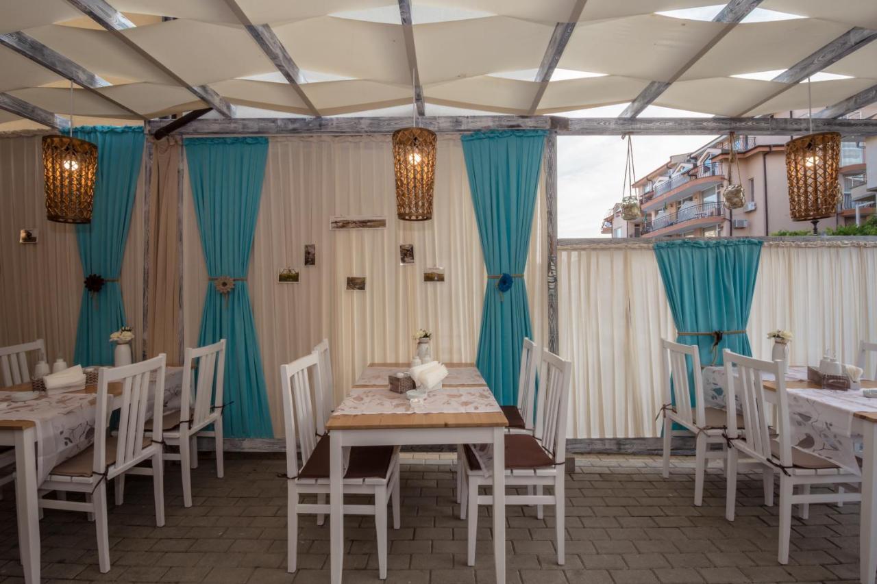 Семеен Хотел Бриз Sozopol Exterior photo
